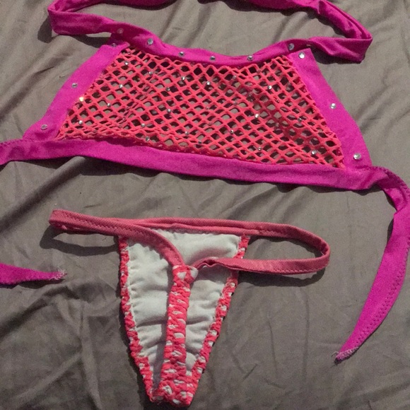 New pink neon two piece dancer outfit - Picture 5 of 5